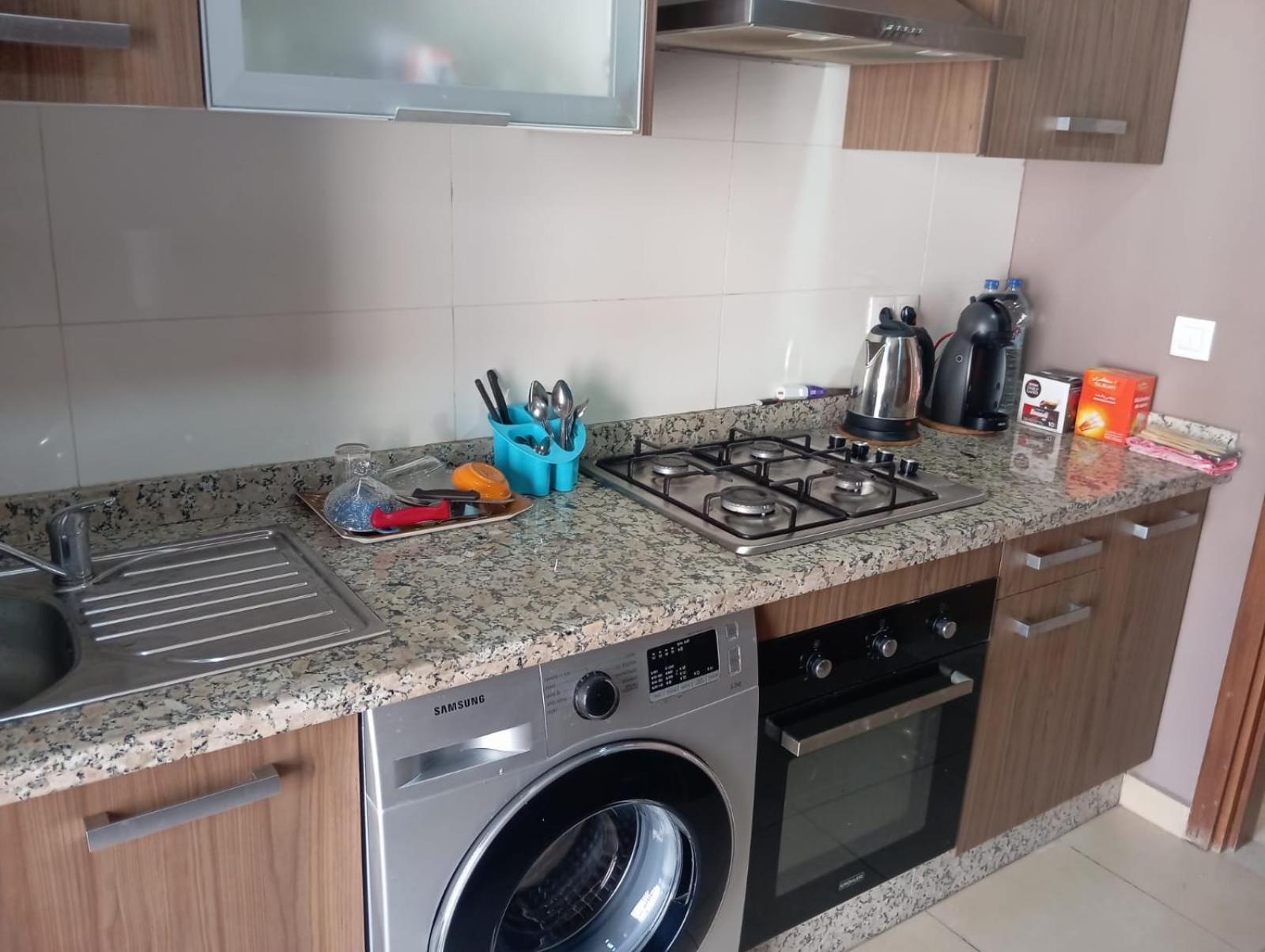 Close To Casablanca Mohamed V Airport Appartamento *